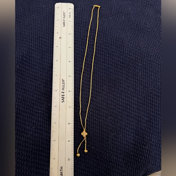 Jewelry - Gold Tone Fashion Necklace